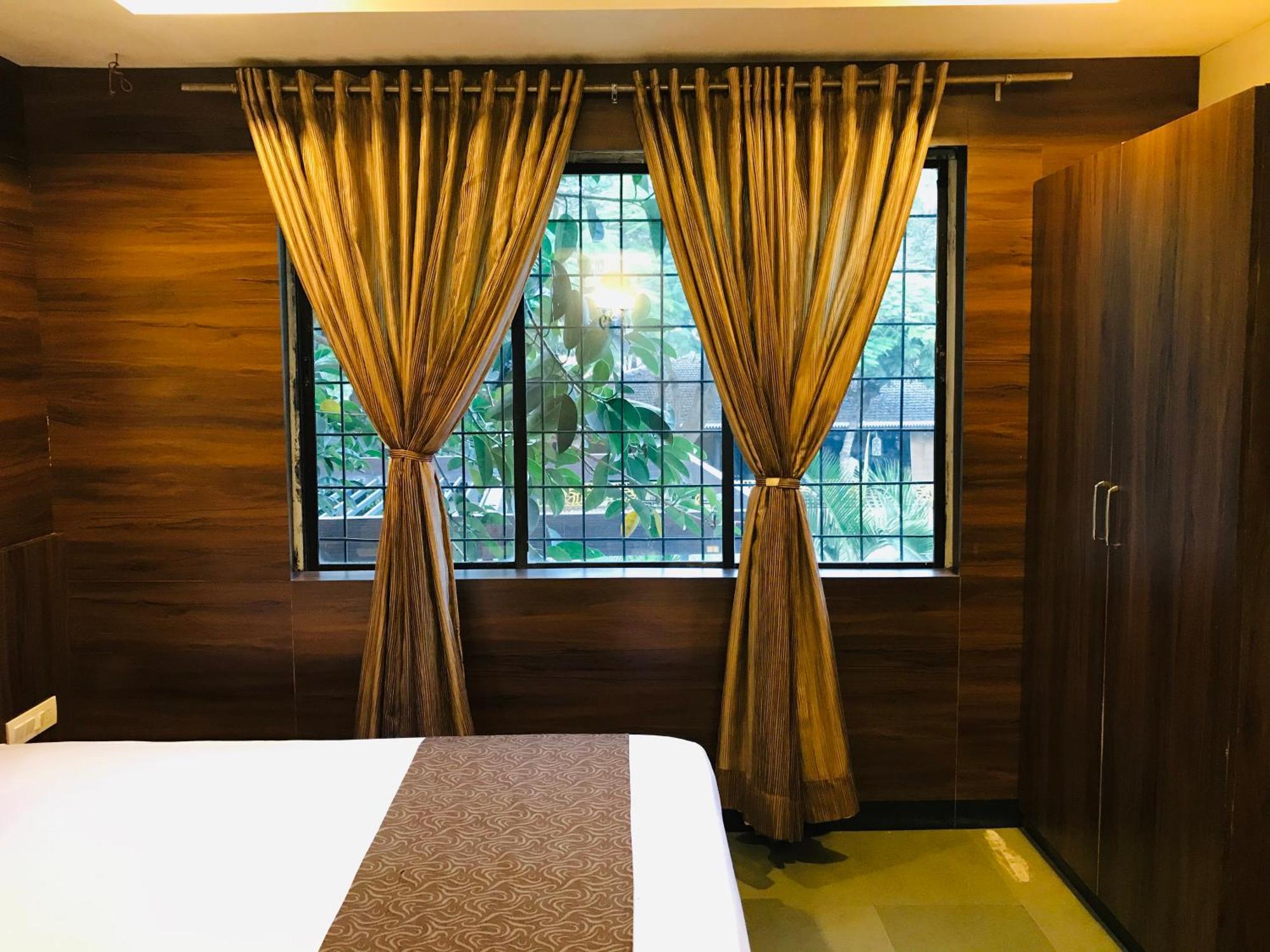 Liva Rooms Nashik Exterior photo