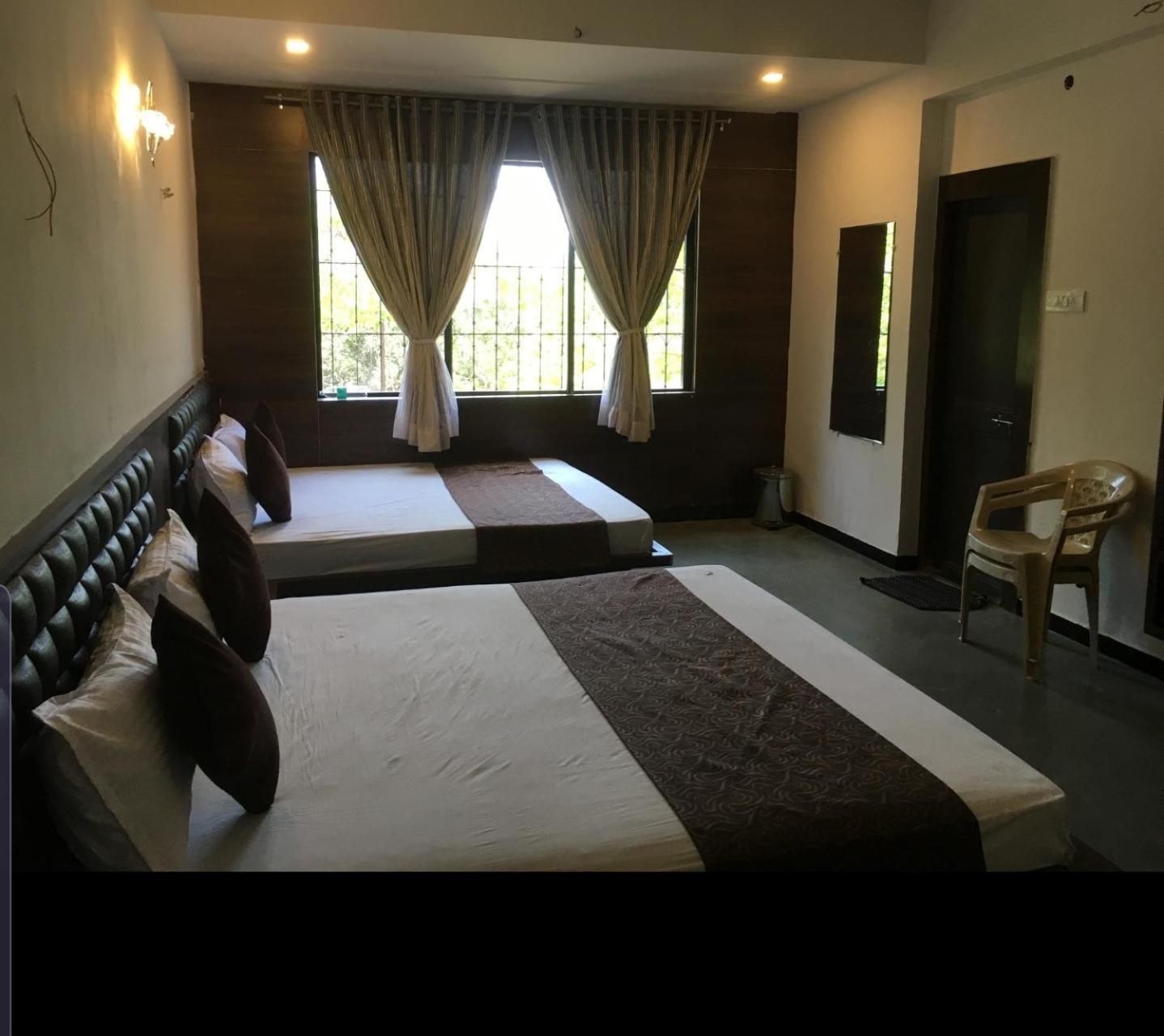 Liva Rooms Nashik Exterior photo