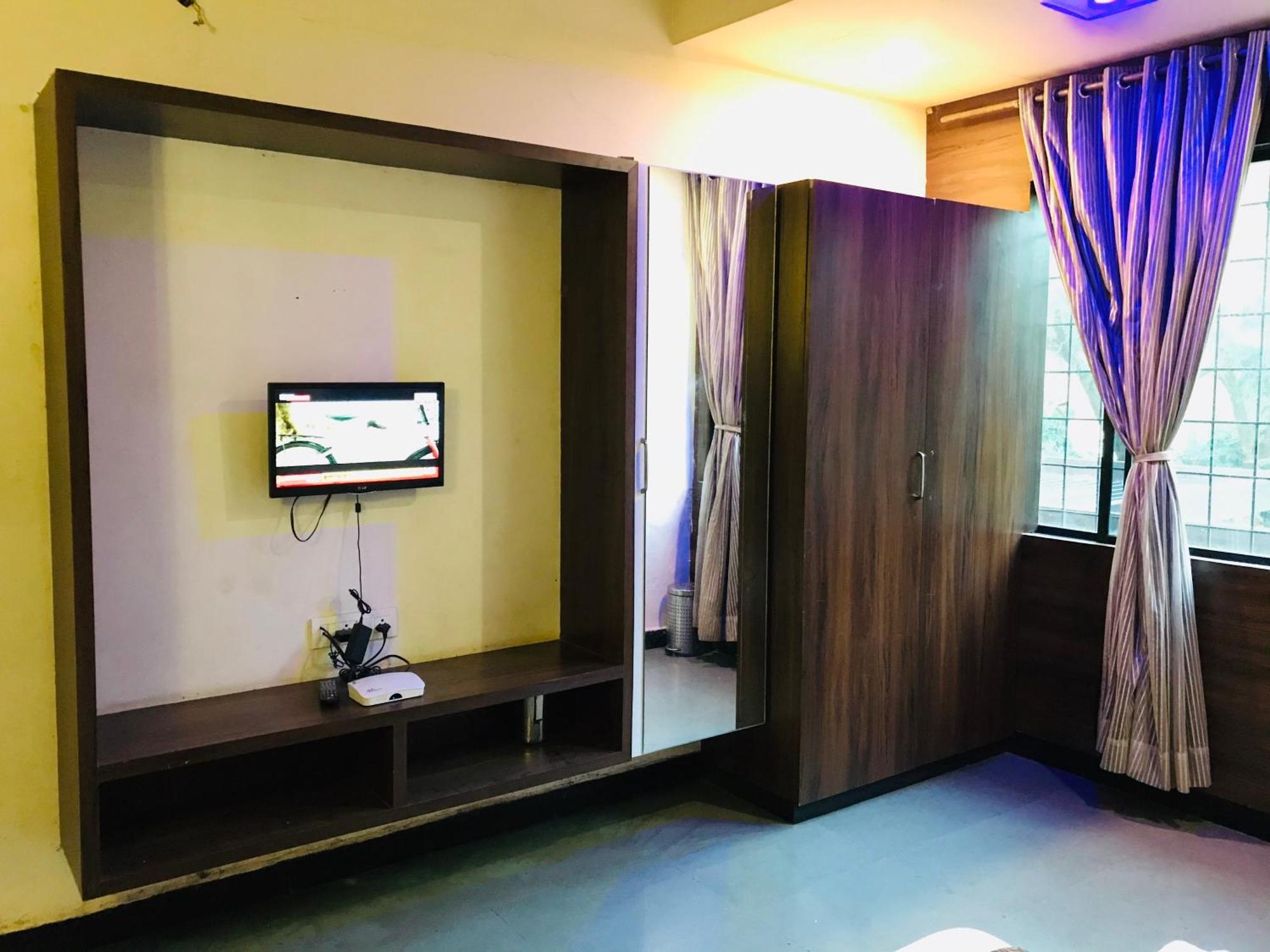 Liva Rooms Nashik Exterior photo